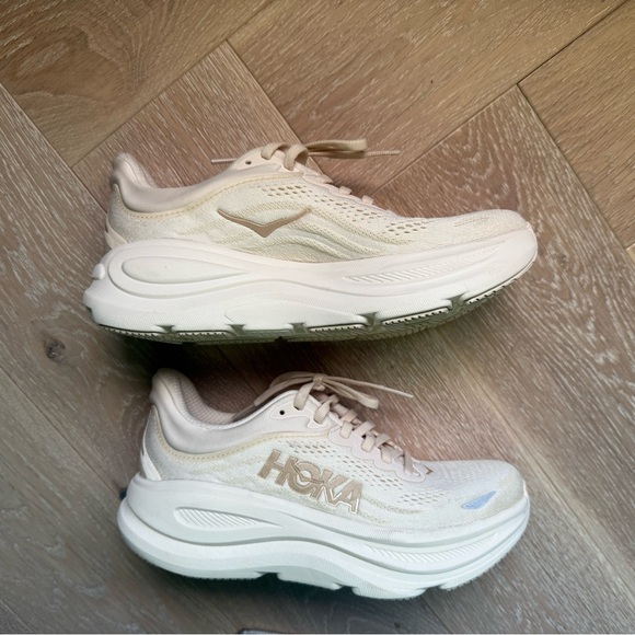 Hoka Bondi 9 women’s size 6B - Picture 2 of 7